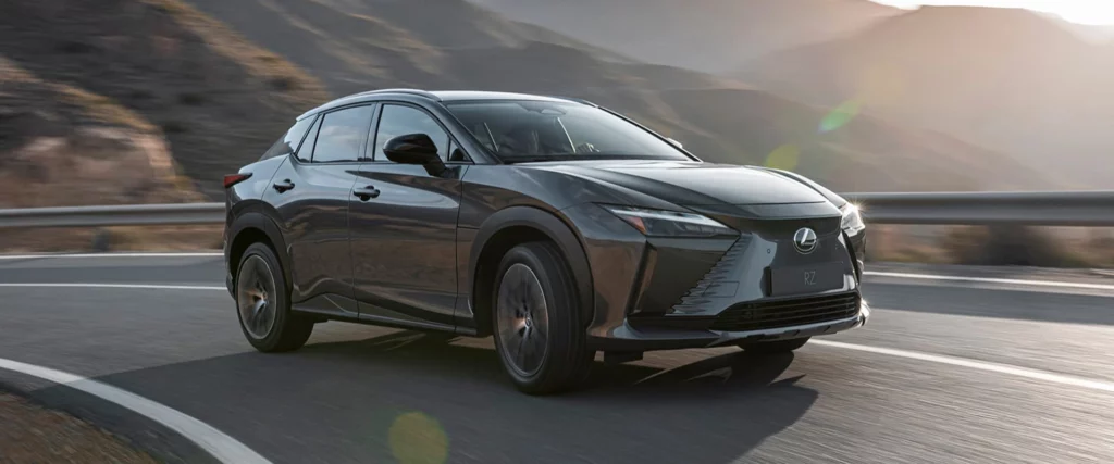 Imagem externa do lexus rz500e